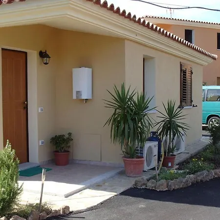 Ferienhaus 2casadelfaro Con Giardino Bbq 600m Dal Mare Olbia