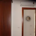 2casadelfaro Con Giardino Bbq 600m Dal Mare Сasa de vacaciones *