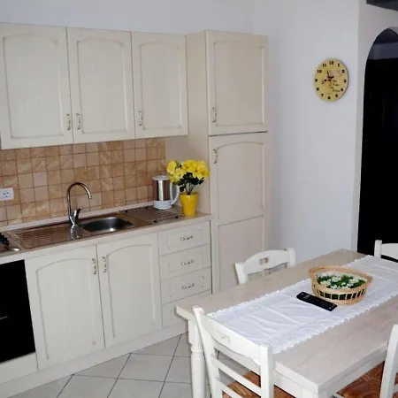 Holiday home 2casadelfaro Con Giardino Bbq 600m Dal Mare