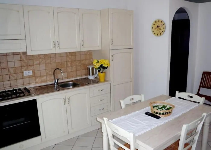 Casa vacanze 2casadelfaro Con Giardino Bbq 600m Dal Mare