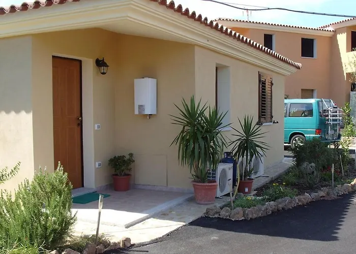 Casa vacanze 2casadelfaro Con Giardino Bbq 600m Dal Mare Olbia