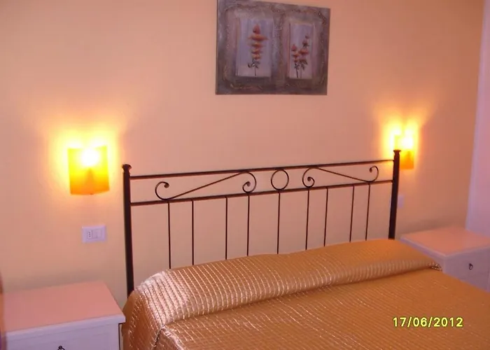 2casadelfaro Con Giardino Bbq 600m Dal Mare Holiday home