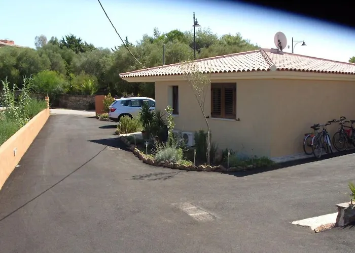 Casa vacanze 2casadelfaro Con Giardino Bbq 600m Dal Mare Olbia